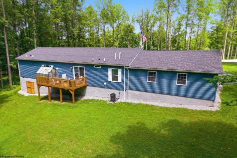 65 Holleran Heights Kingwood WV 26537