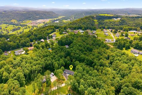 65 Holleran Heights Kingwood WV 26537