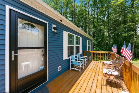 65 Holleran Heights Kingwood WV 26537