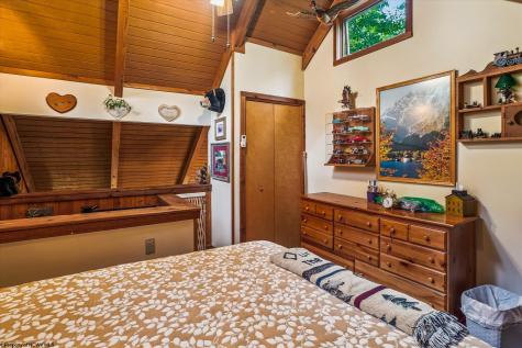 115 Grizzly Way Davis WV 26260