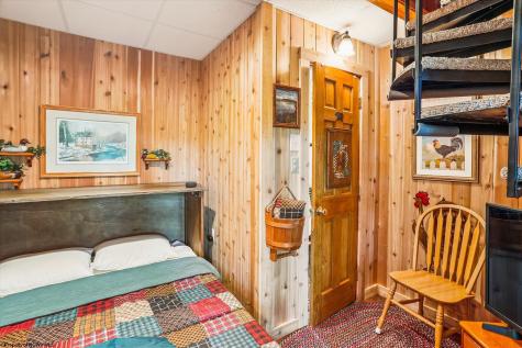 115 Grizzly Way Davis WV 26260