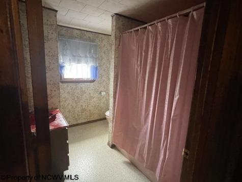 83 3rd Street Bretz WV 26524