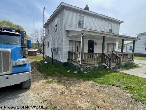 83 3rd Street Bretz WV 26524