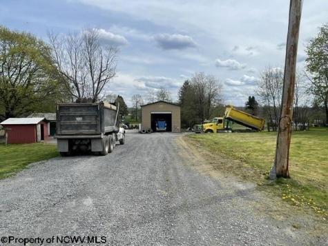 83 3rd Street Bretz WV 26524
