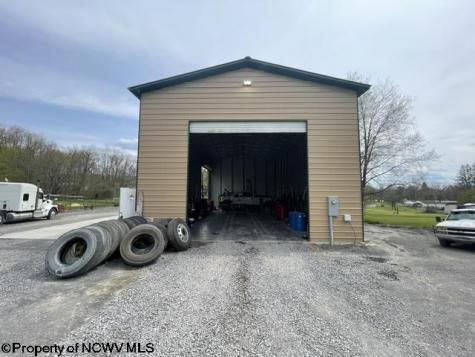 83 3rd Street Bretz WV 26524