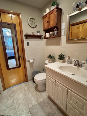 835 Morgantown Avenue Newburg WV 26410
