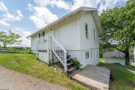674 Pleasant Hill Road Morgantown WV 26508