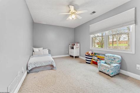 512 Meteor Drive Morgantown WV 26508