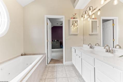 512 Meteor Drive Morgantown WV 26508