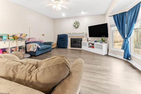 512 Meteor Drive Morgantown WV 26508