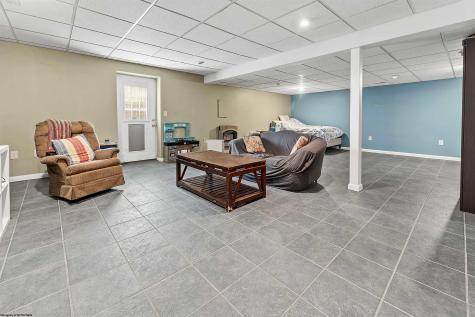512 Meteor Drive Morgantown WV 26508