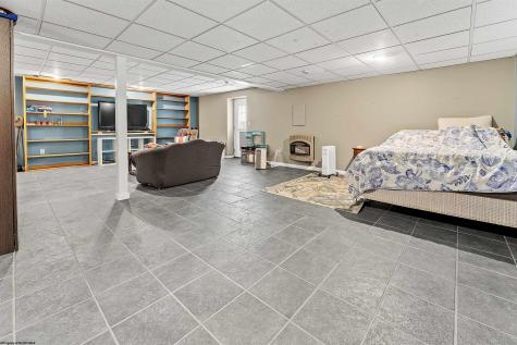 512 Meteor Drive Morgantown WV 26508