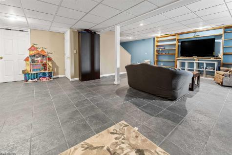 512 Meteor Drive Morgantown WV 26508