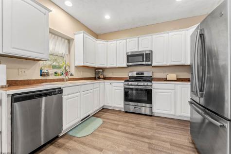 512 Meteor Drive Morgantown WV 26508