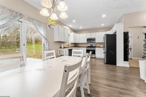512 Meteor Drive Morgantown WV 26508