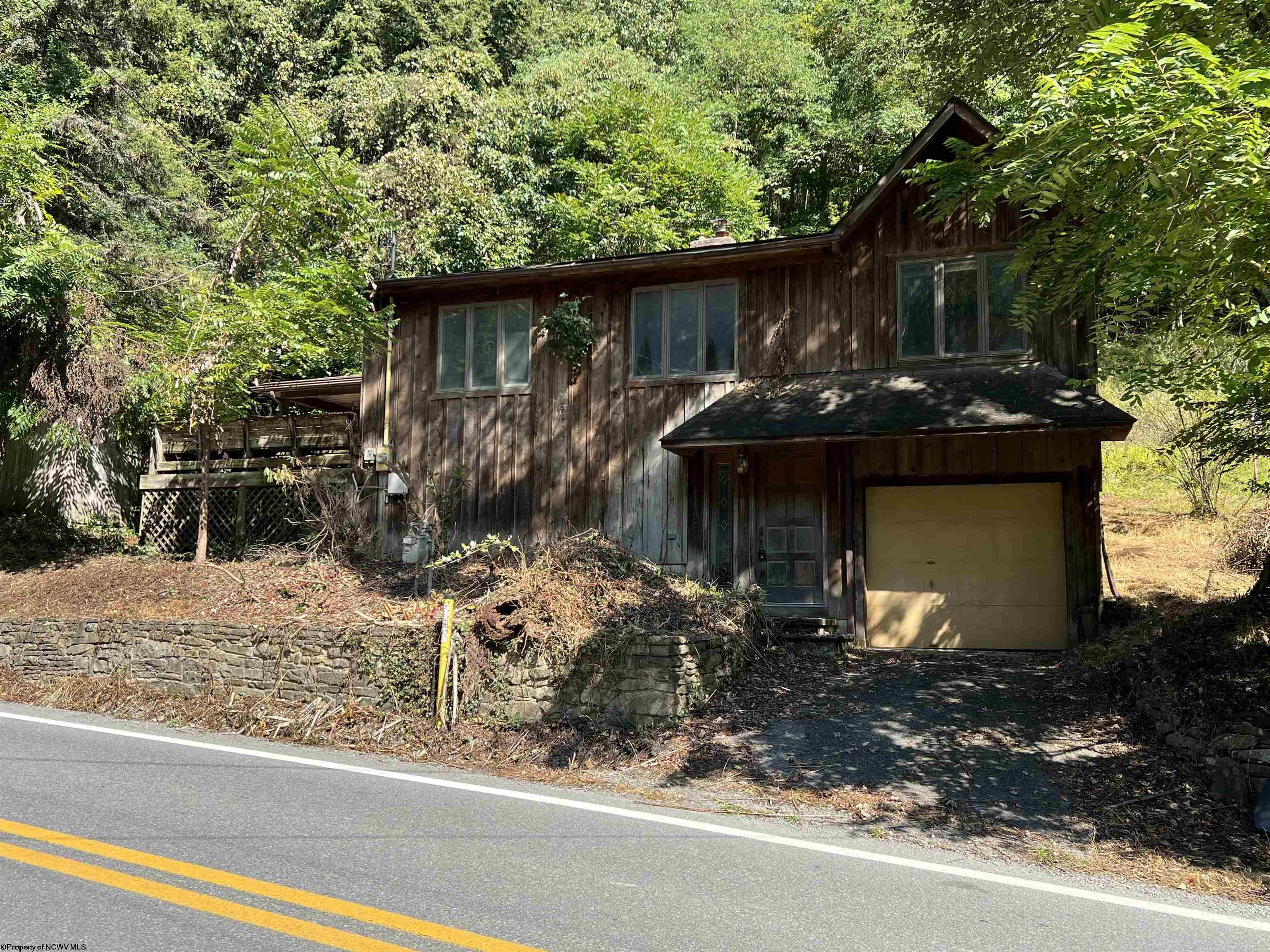 318 Harpertown Road Elkins WV 26241