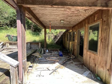 318 Harpertown Road Elkins WV 26241