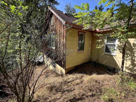 318 Harpertown Road Elkins WV 26241