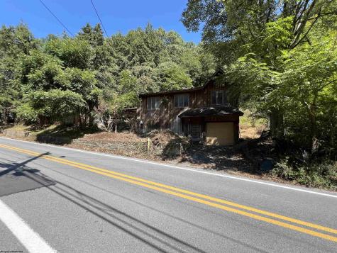 318 Harpertown Road Elkins WV 26241