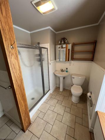 318 Harpertown Road Elkins WV 26241