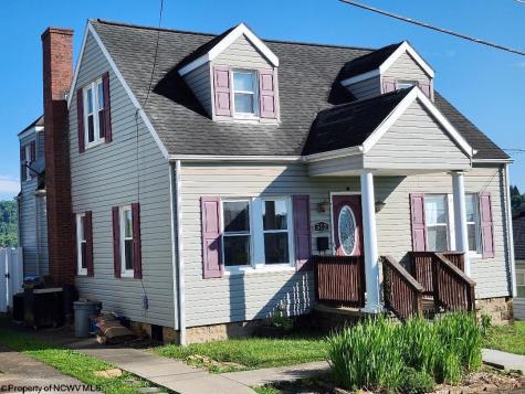 512 Columbia Street Fairmont WV 26554