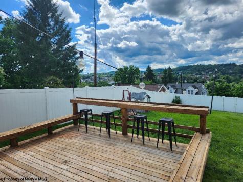 512 Columbia Street Fairmont WV 26554
