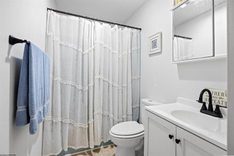 49 Nottingham Place Morgantown WV 26508