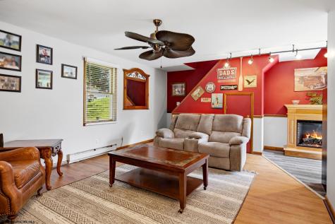 49 Nottingham Place Morgantown WV 26508