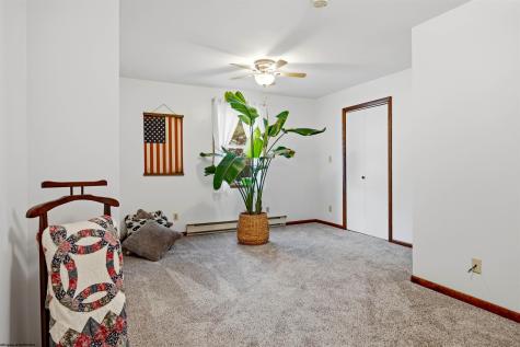 49 Nottingham Place Morgantown WV 26508
