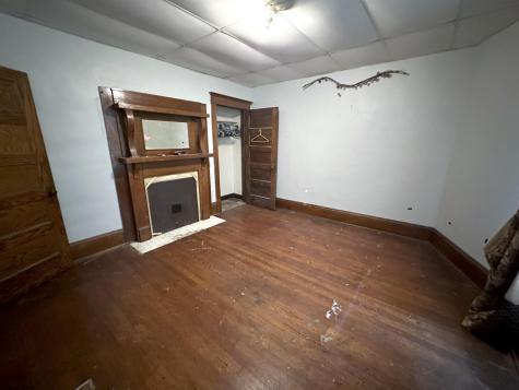 515 Court Avenue Weston WV 26452