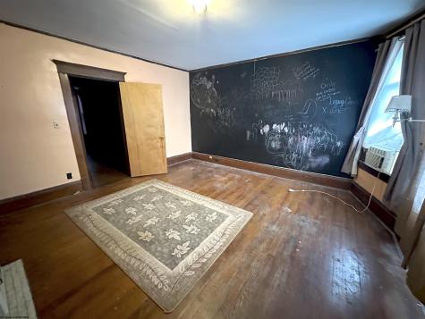 515 Court Avenue Weston WV 26452