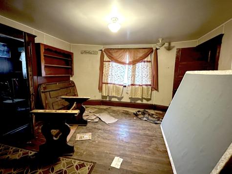 515 Court Avenue Weston WV 26452