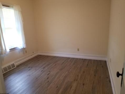 204 Euclid Avenue Clarksburg WV 26301-0000