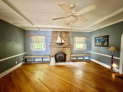 672 Lake Floyd Circle Bristol WV 26332