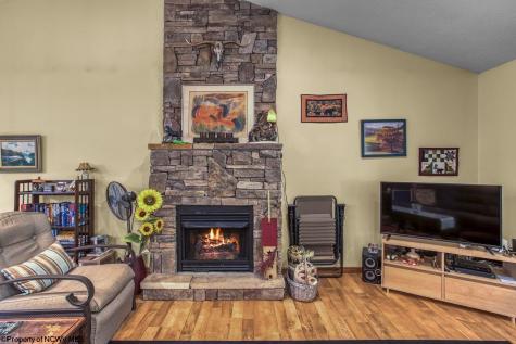 644 Pine Drive Terra Alta WV 26764