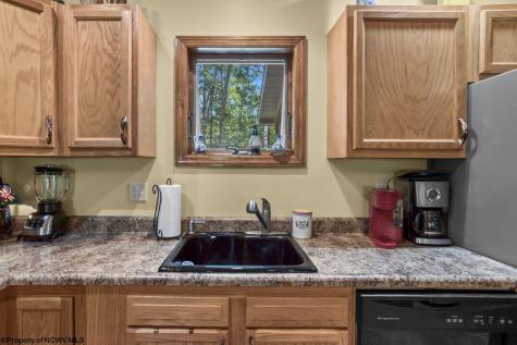 644 Pine Drive Terra Alta WV 26764
