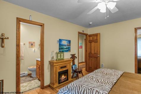 644 Pine Drive Terra Alta WV 26764
