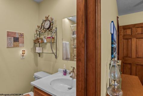 644 Pine Drive Terra Alta WV 26764