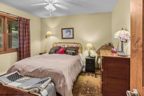 644 Pine Drive Terra Alta WV 26764