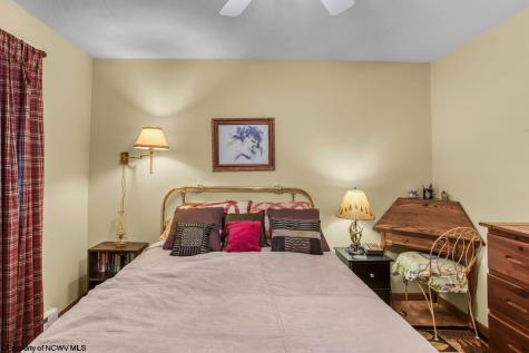 644 Pine Drive Terra Alta WV 26764