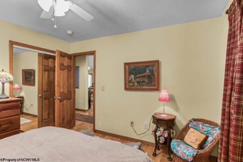 644 Pine Drive Terra Alta WV 26764