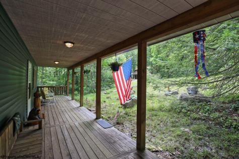 644 Pine Drive Terra Alta WV 26764