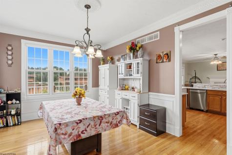 932 Suncrest Place Morgantown WV 26505