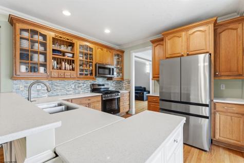 932 Suncrest Place Morgantown WV 26505
