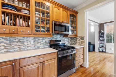 932 Suncrest Place Morgantown WV 26505