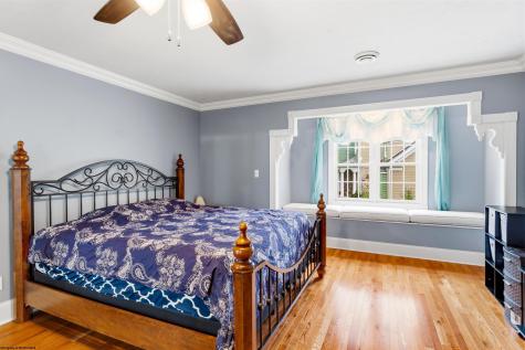 932 Suncrest Place Morgantown WV 26505