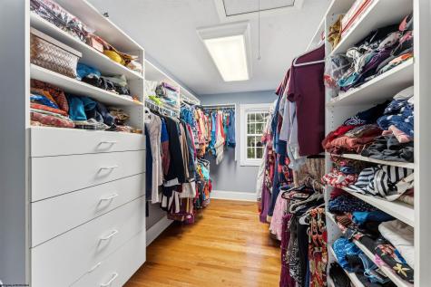 932 Suncrest Place Morgantown WV 26505