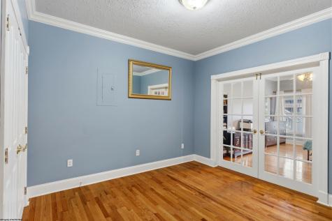 932 Suncrest Place Morgantown WV 26505