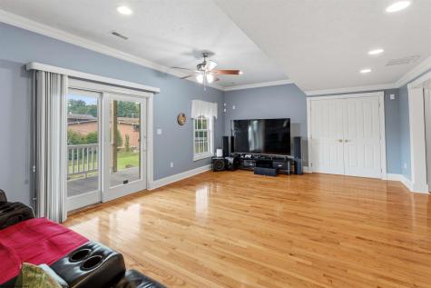 932 Suncrest Place Morgantown WV 26505