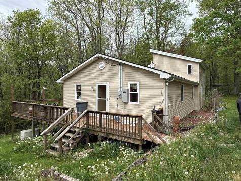 4253 Point Mountain Road Monterville WV 26282